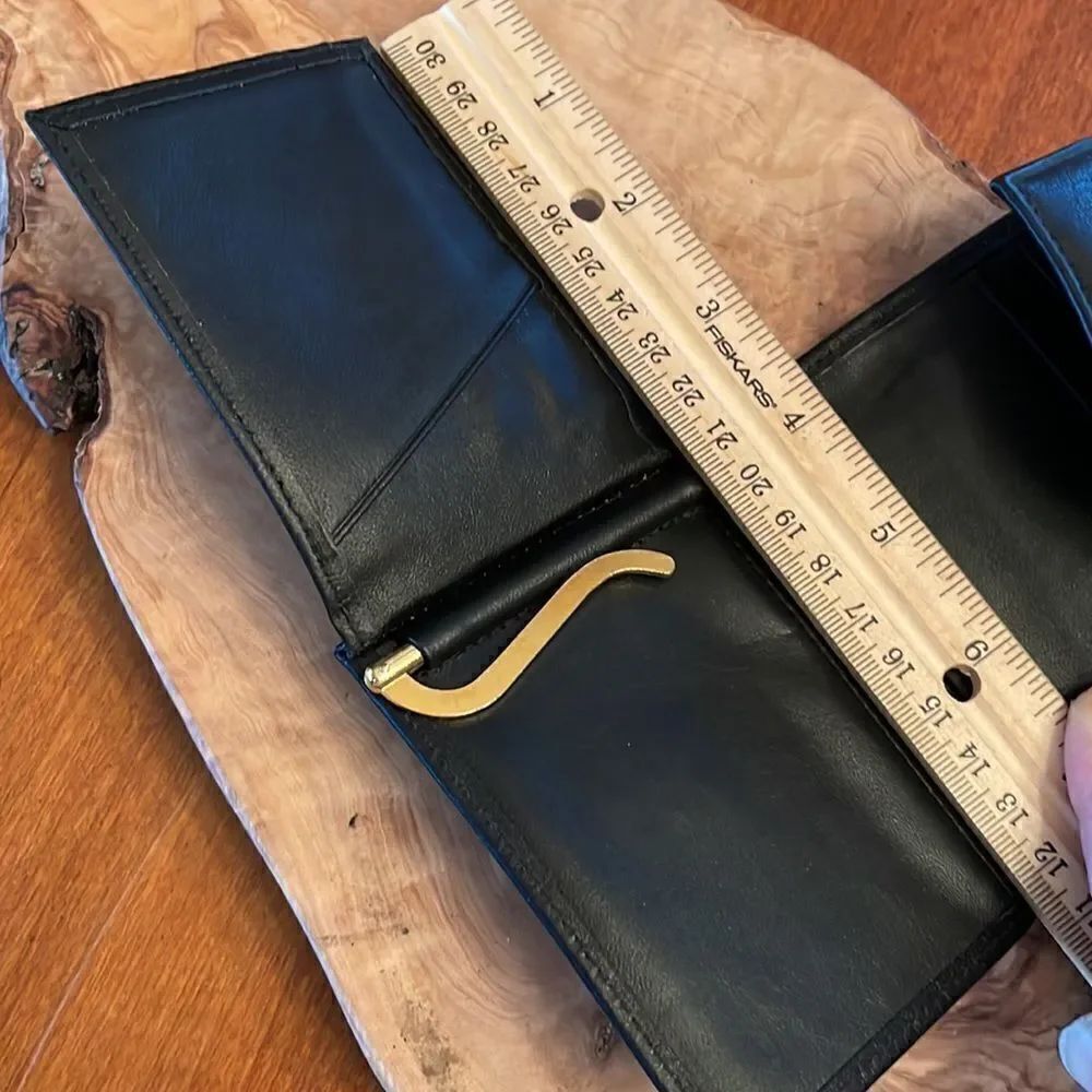 NEW. Buxton Small Leather Wallet - Picture 6 of 8